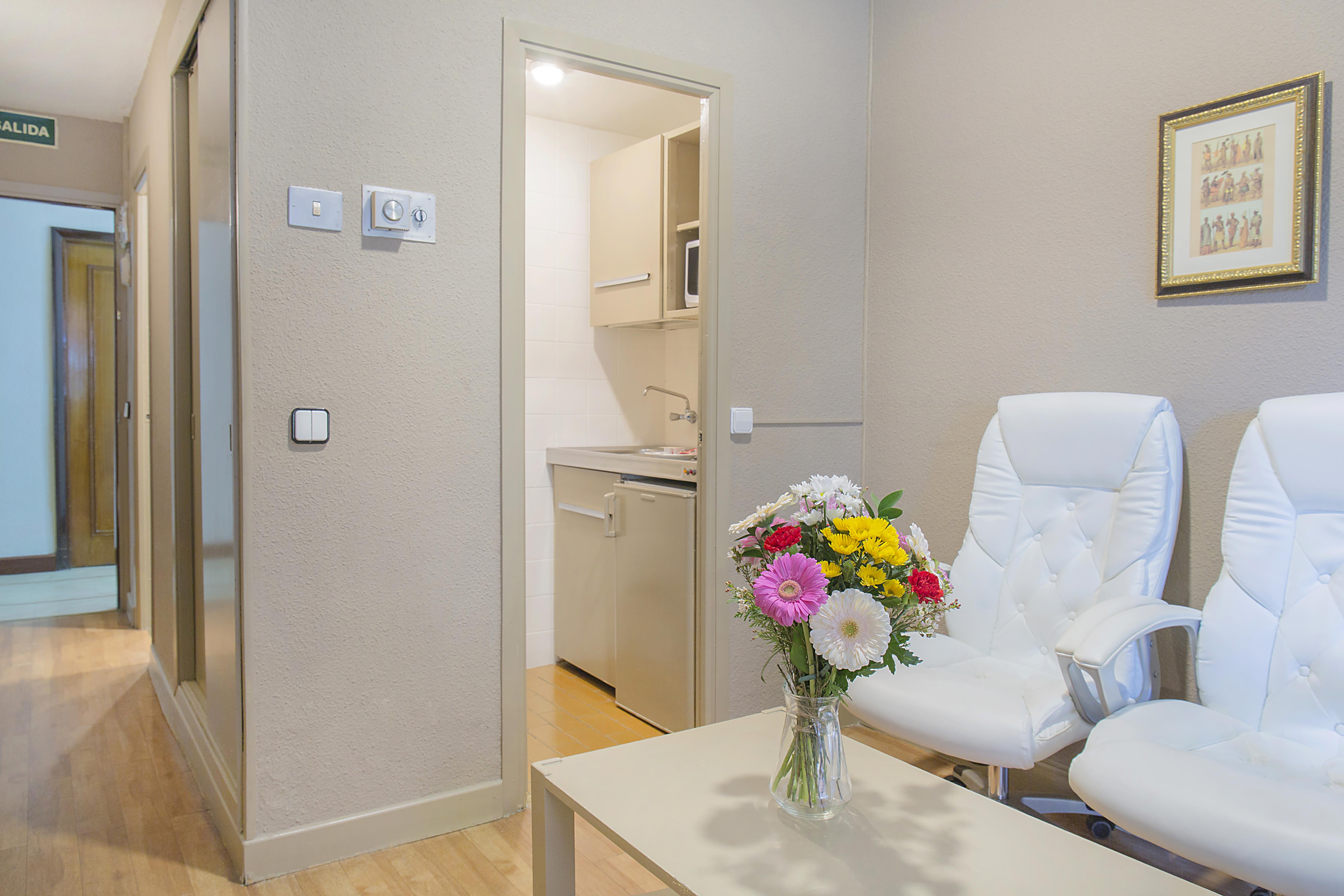 อพาร์ตโฮเทล ตริบูนัล Aparthotel มาดริด ภายนอก รูปภาพ