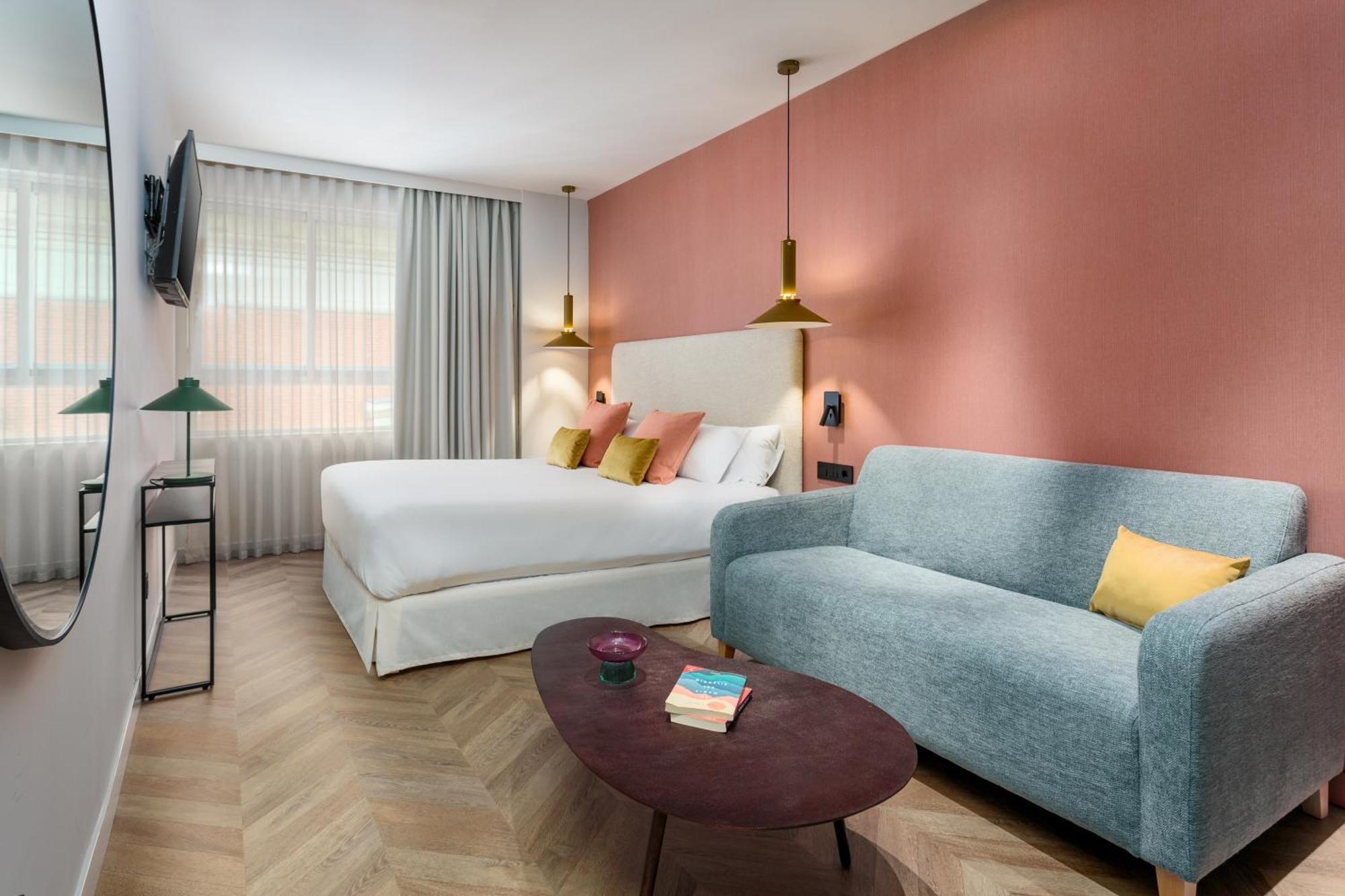 อพาร์ตโฮเทล ตริบูนัล Aparthotel มาดริด ภายนอก รูปภาพ