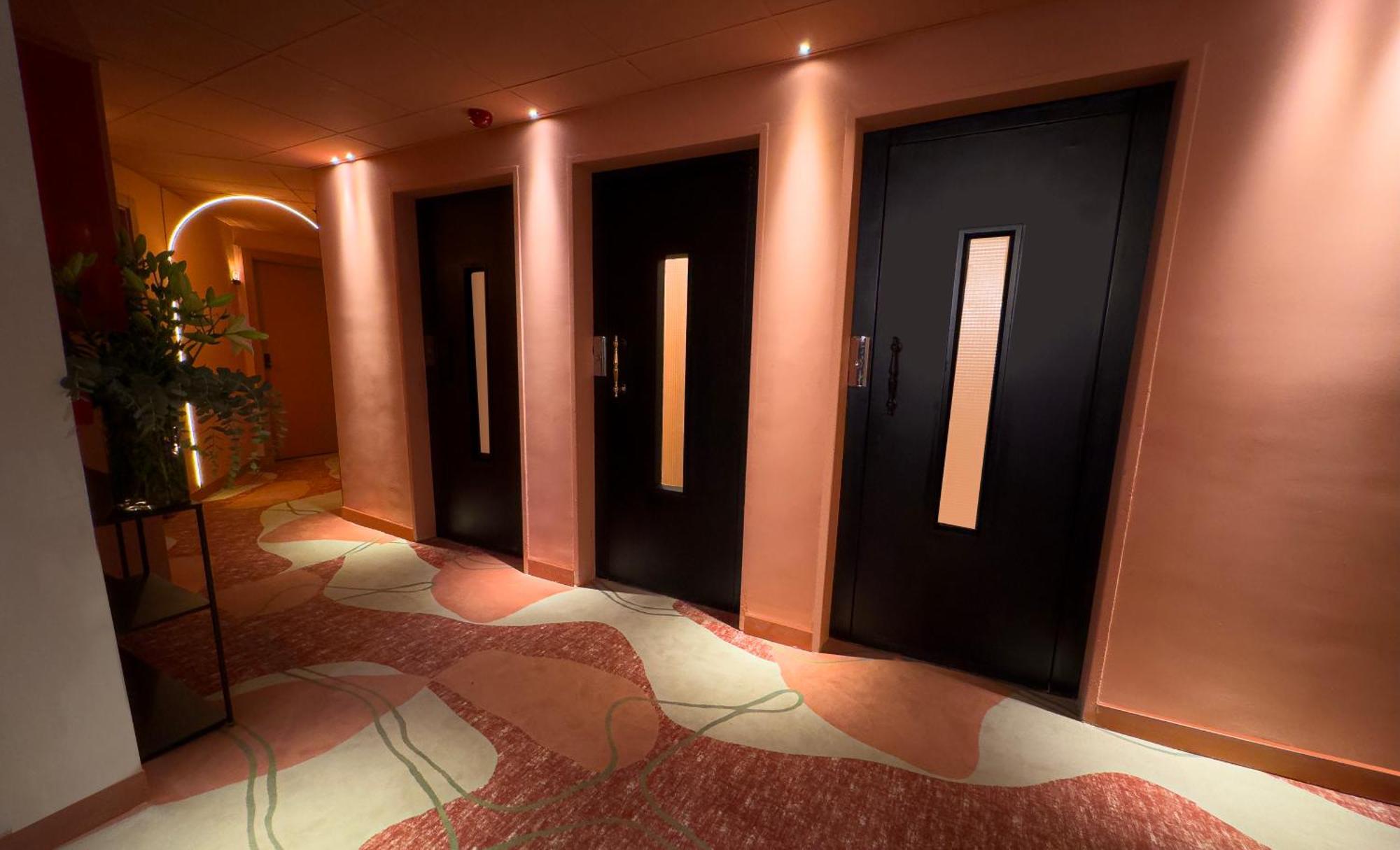 อพาร์ตโฮเทล ตริบูนัล Aparthotel มาดริด ภายนอก รูปภาพ